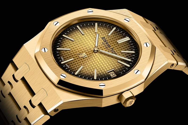 愛彼推出配備全新機芯的皇家橡樹“Jumbo”超薄款（Ref. 16202）-復(fù)刻表