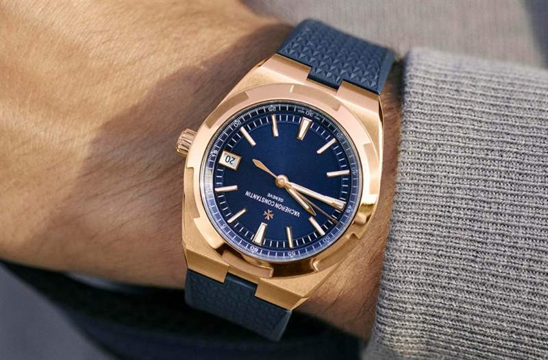 江詩丹頓2020新作！Vacheron Constantin Overseas自動上鏈腕表帶來典雅粉紅金X藍(lán)面設(shè)定-復(fù)刻表