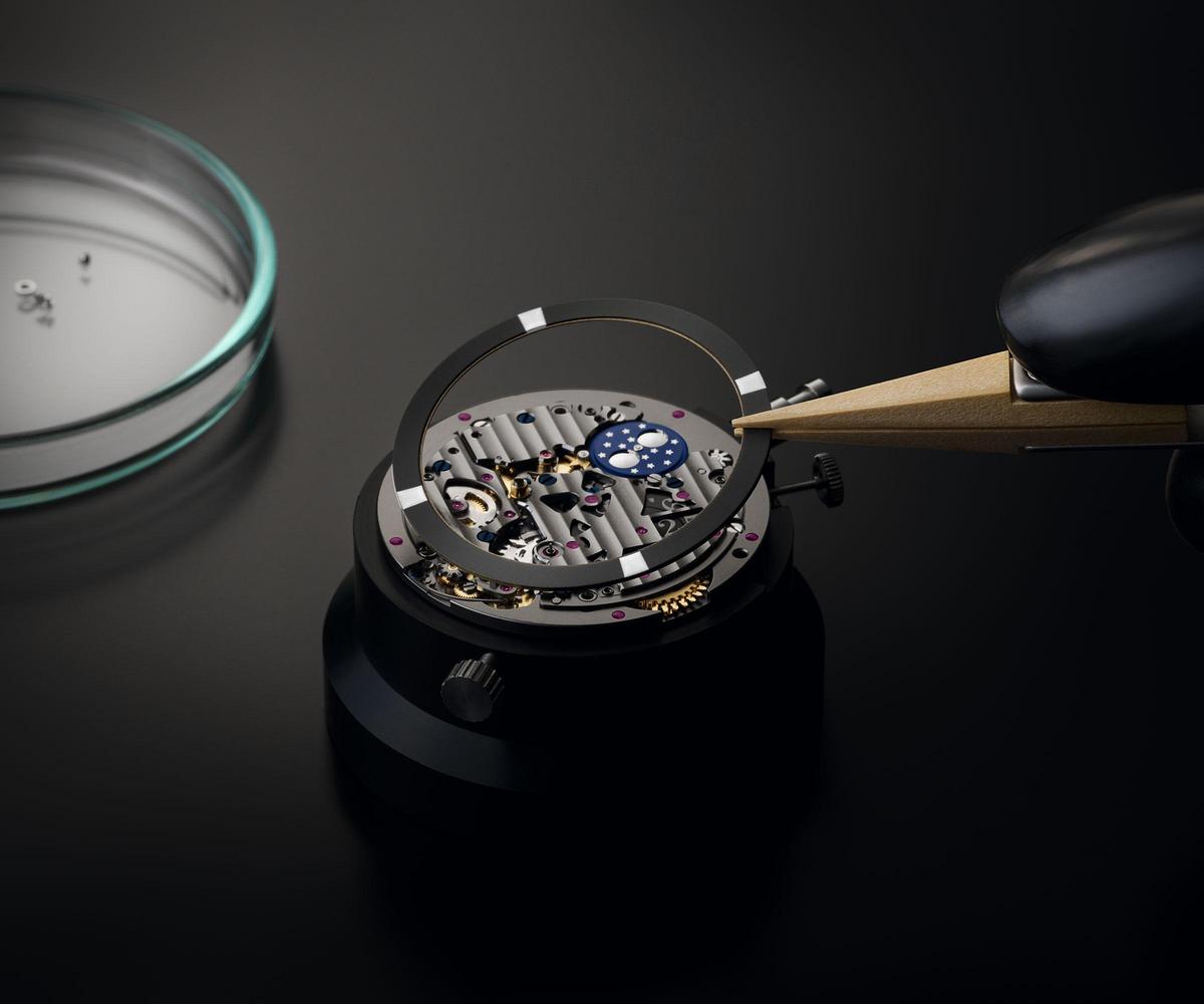 不規則的和諧美學！格拉蘇蒂原創首度推出年歷功能腕表-復刻表