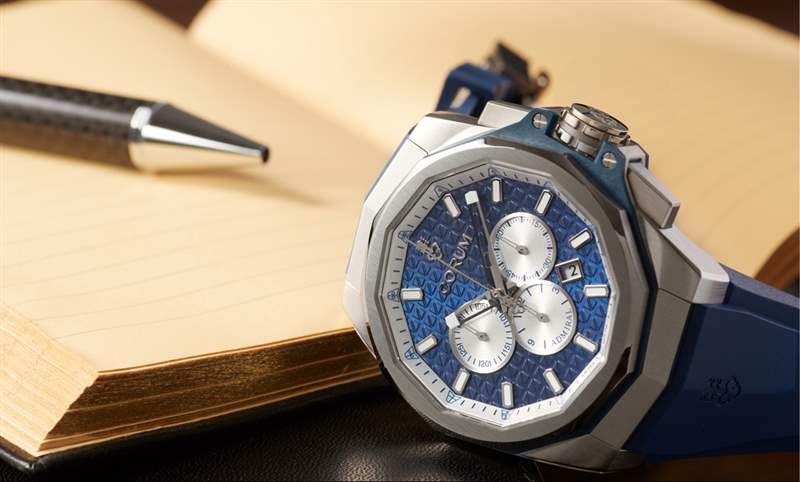 選擇障礙了!Corum Admiral 45海軍上將計時碼表藍面、綠面全新靚色限量上市-復刻表