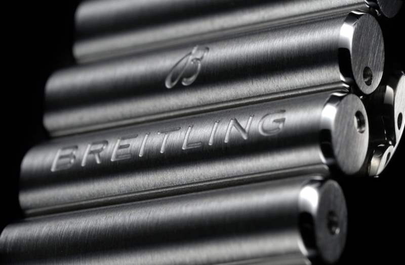 百年靈Breitling Chronomat B01 42機械計時系列！將經典設計重新演繹-復刻表