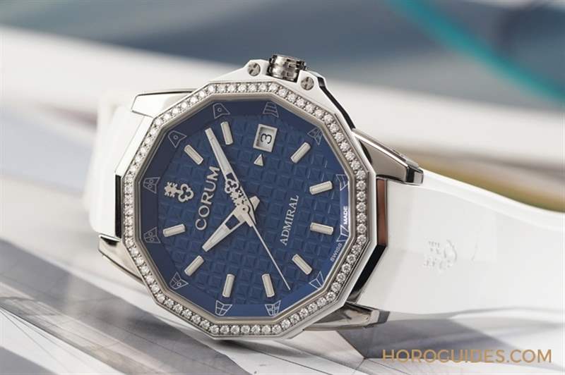 海洋風格領(lǐng)航之選｜Corum海軍上將AC-One 45鏤空陀飛輪與AC-One 38女仕鉆表-復刻表