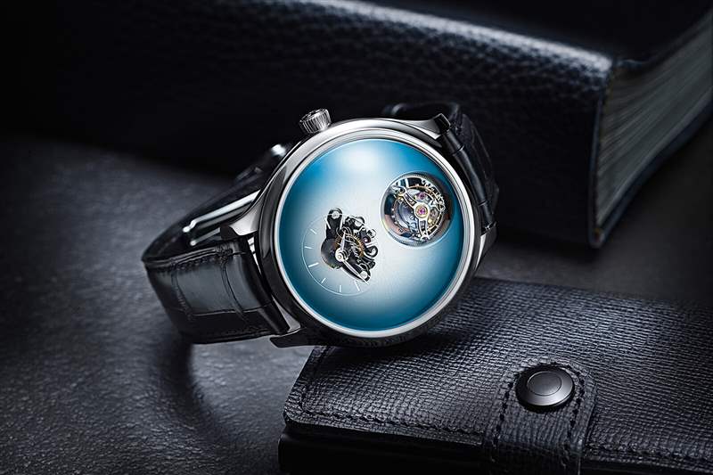 H. Moser & Cie x MB&F聯名半球型手表-復刻表