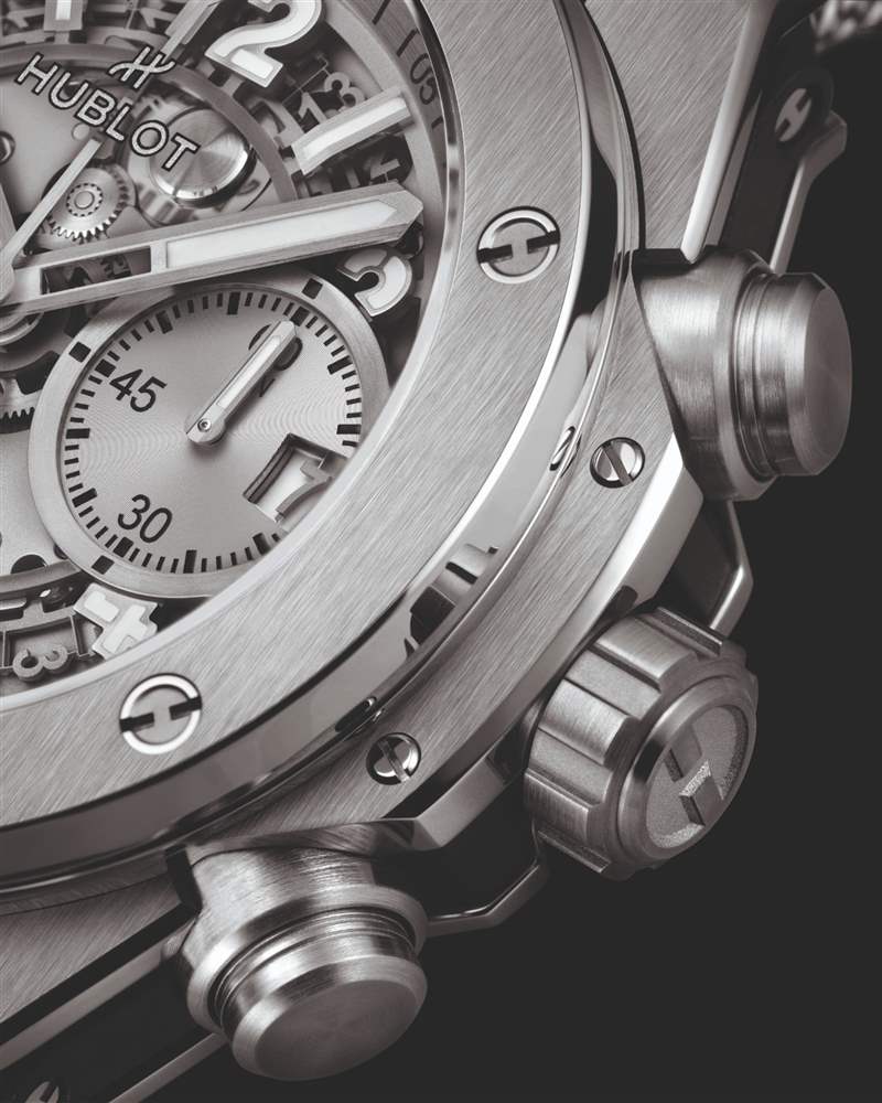 HUBLOT鈦金屬奢華工業(yè)風(fēng)Big Bang Unico 限量200枚首次線(xiàn)上發(fā)售-復(fù)刻表