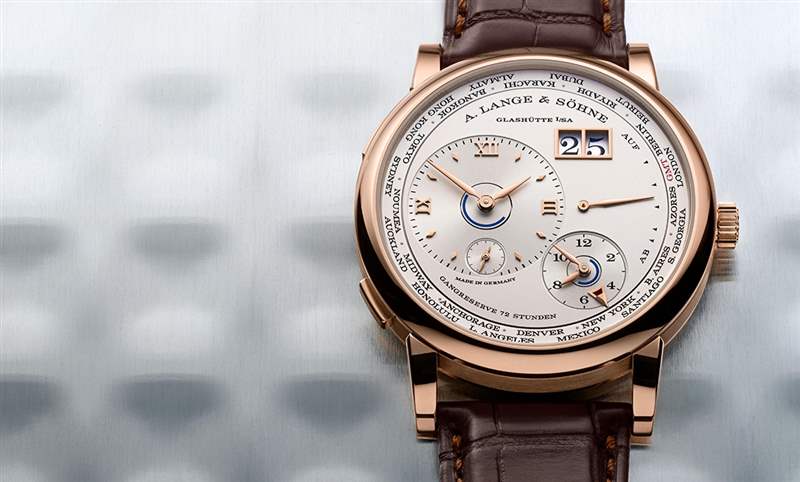 朗格Lange 1 Time Zone搭載全新自制機(jī)芯，新增實(shí)用日夜顯示-復(fù)刻表