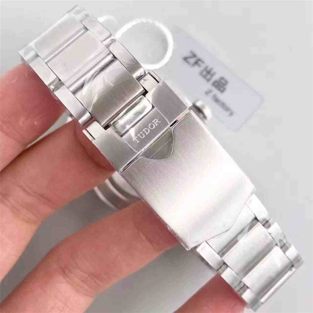 ZF廠帝舵碧灣系列M79230R-0003小紅盾復(fù)刻表做工怎么樣-復(fù)刻表