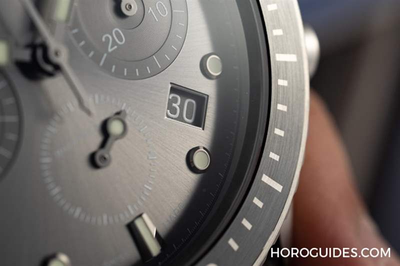 18K紅金藍(lán)面、23級鈦灰面，Blancpain五十噚深潛器飛返計時碼表兩款延伸新作-復(fù)刻表