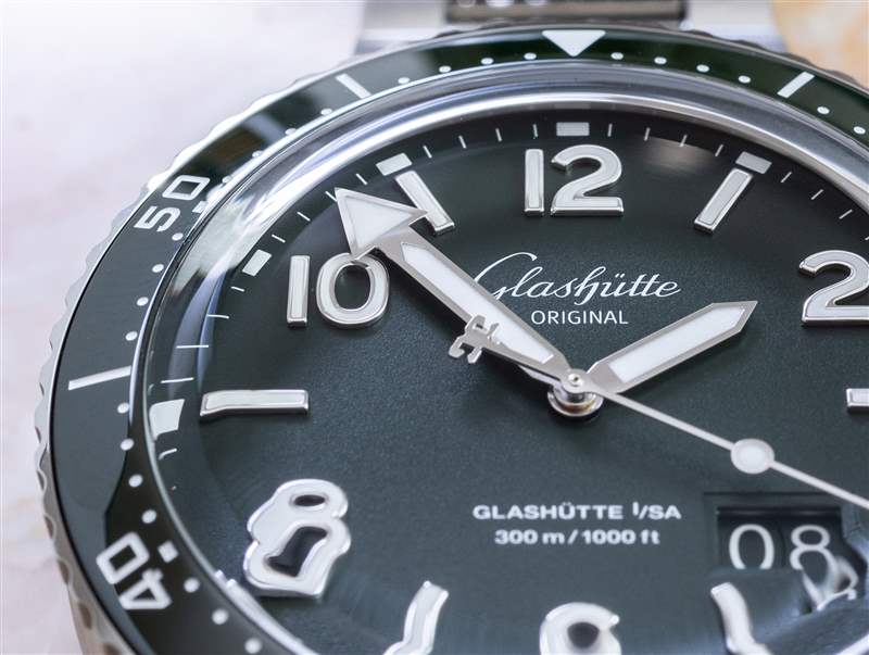 動手實踐：格拉蘇蒂原創(chuàng) SeaQ 綠色表盤精鋼潛水表-復刻表