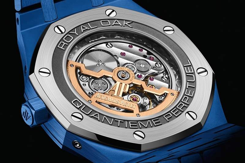 愛彼AUDEMARS PIGUET的陶瓷色彩張力，如何刷新Royal Oak皇家橡樹系列經典印象？-復刻表