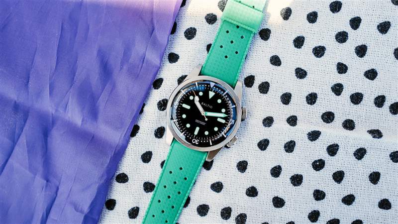 動(dòng)手移動(dòng)Rugrats波羅的海5周年紀(jì)念手表是90年孩子的夢(mèng)想-復(fù)刻表