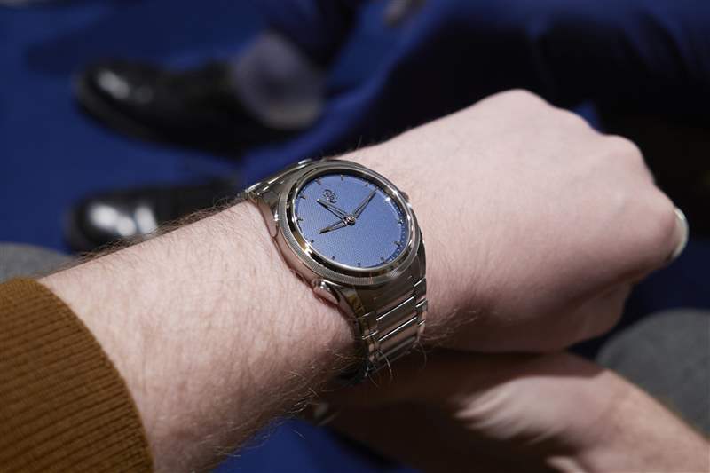 動(dòng)手帕瑪強(qiáng)尼的新Tonda PF GMT Rattrapante是今年的輕描淡寫(xiě)-復(fù)刻表