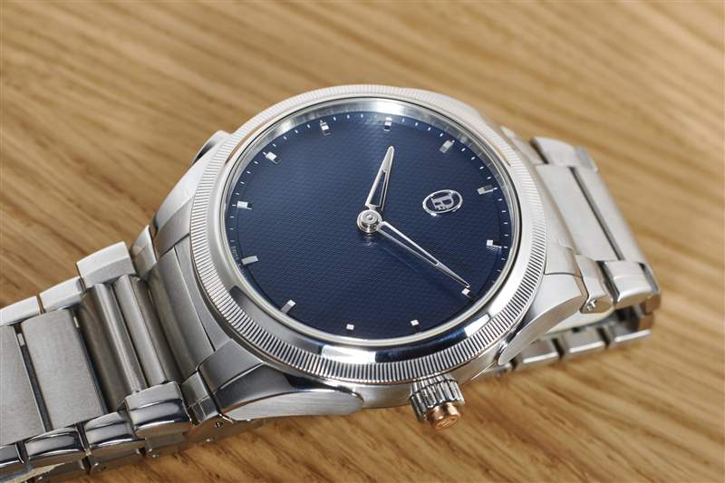 動(dòng)手帕瑪強(qiáng)尼的新Tonda PF GMT Rattrapante是今年的輕描淡寫(xiě)-復(fù)刻表