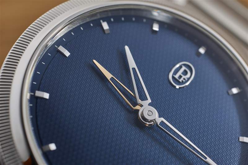 動(dòng)手帕瑪強(qiáng)尼的新Tonda PF GMT Rattrapante是今年的輕描淡寫(xiě)-復(fù)刻表