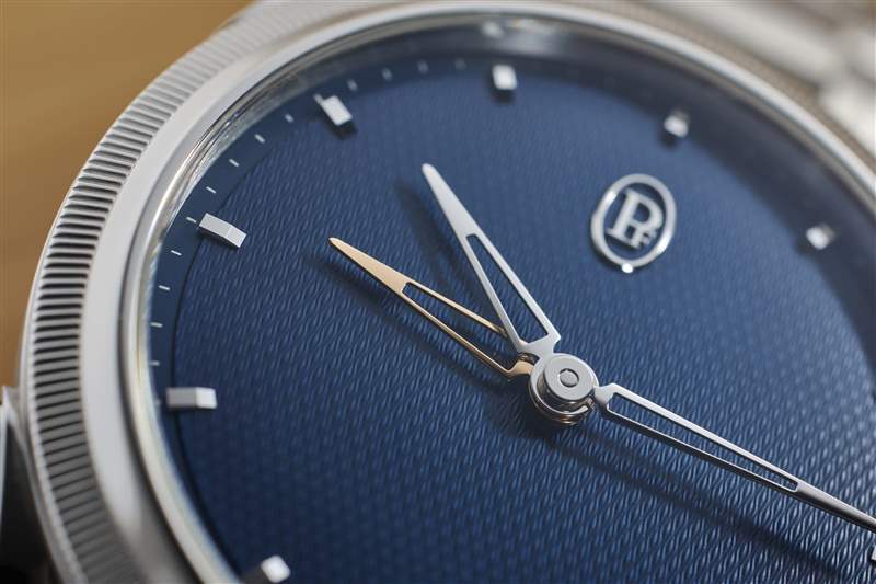 動(dòng)手帕瑪強(qiáng)尼的新Tonda PF GMT Rattrapante是今年的輕描淡寫(xiě)-復(fù)刻表