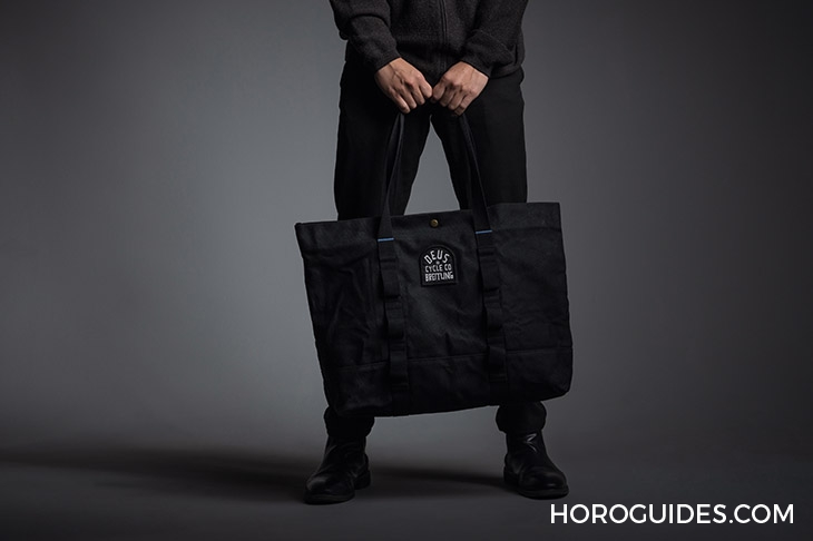 百年靈Top Time Deus強(qiáng)勢(shì)回歸，詮釋現(xiàn)代游人文化-復(fù)刻表