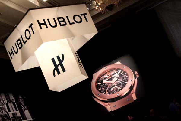 恒寶_22 拳擊傳奇的Hublot手表和拍賣會-復(fù)刻表