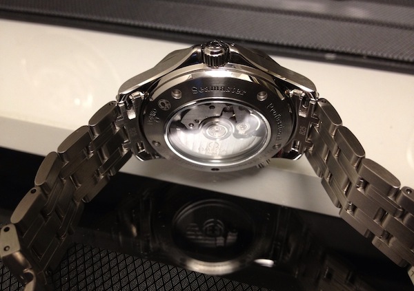 歐米茄海馬系列300M GMT“詹姆斯邦德”腕表評(píng)測(cè)-復(fù)刻表