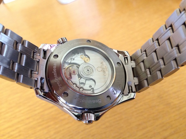 歐米茄海馬系列300M GMT“詹姆斯邦德”腕表評(píng)測(cè)-復(fù)刻表