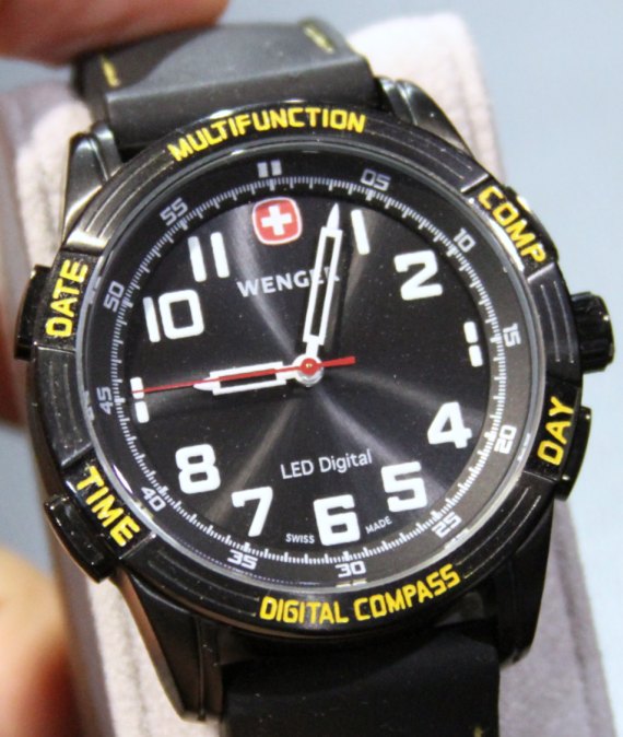 溫格游牧 LED 指南針手表-復刻表