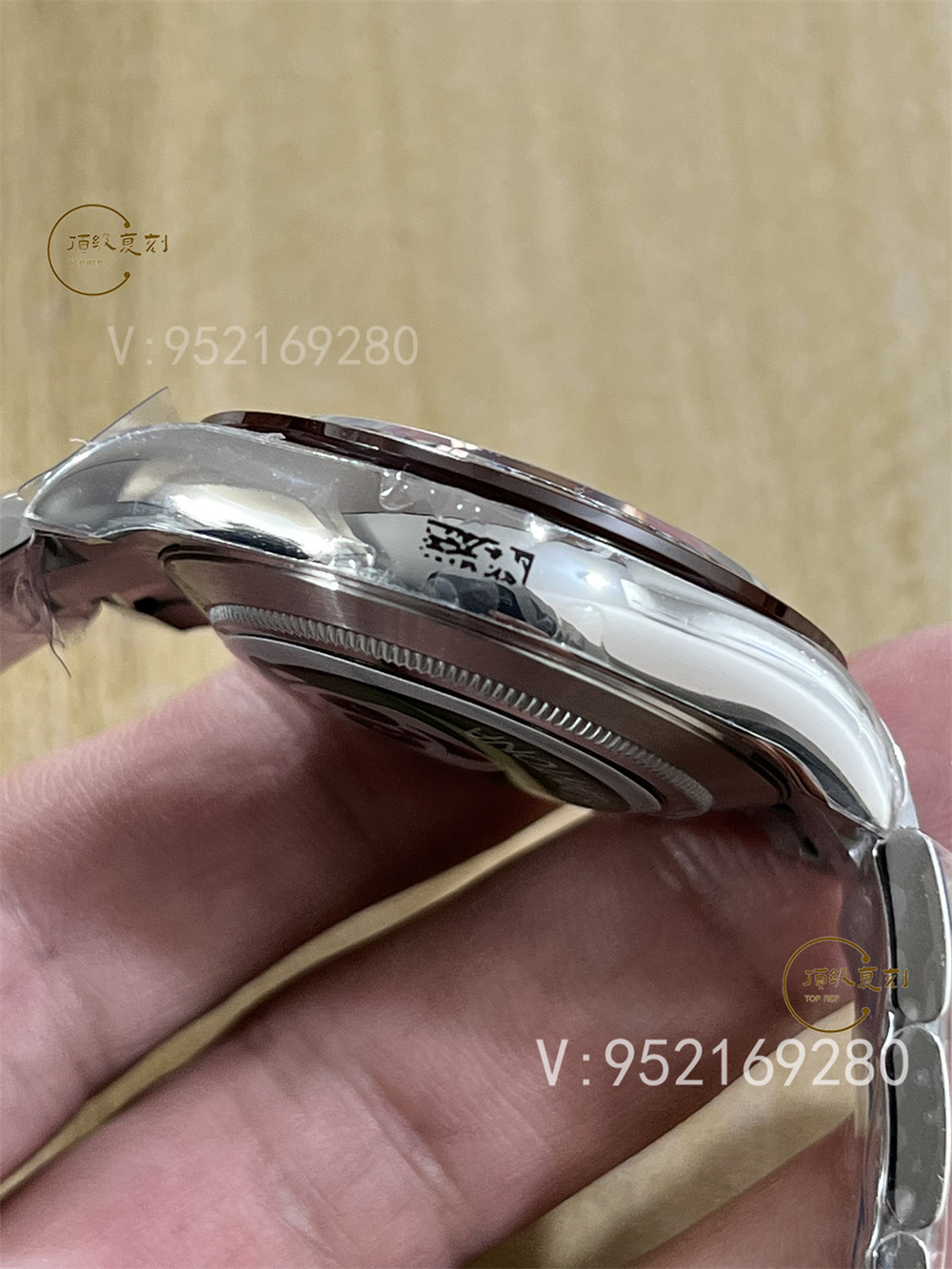 BT廠冰藍(lán)迪值得入手嗎,BT廠勞力士冰藍(lán)迪和正品對(duì)比有破綻嗎-復(fù)刻表