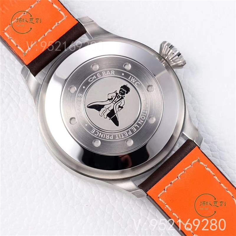 男人佩戴手表應(yīng)該戴哪只手(高檔表戴錯(cuò)很掉價(jià))-復(fù)刻表