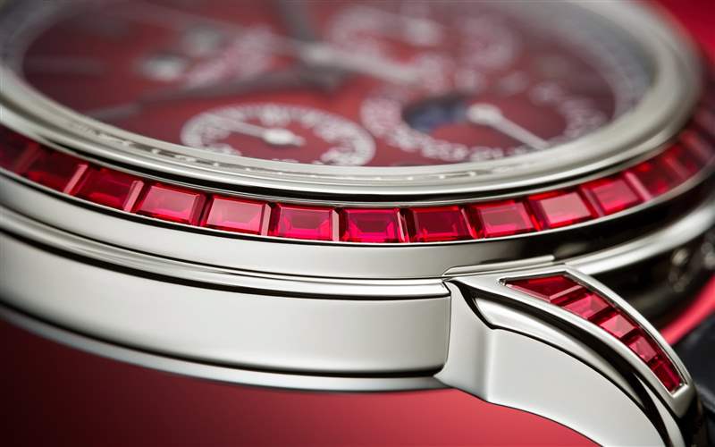 百達翡麗推出2枚Ref. 5271鉑金萬年歷計時碼表：紅寶石和藍寶石-復刻表