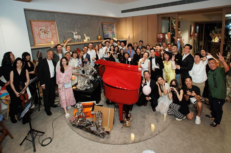 蕭敬騰向經(jīng)紀(jì)人Summer求婚成功PP夯表、破億鉆戒真情露出-復(fù)刻表