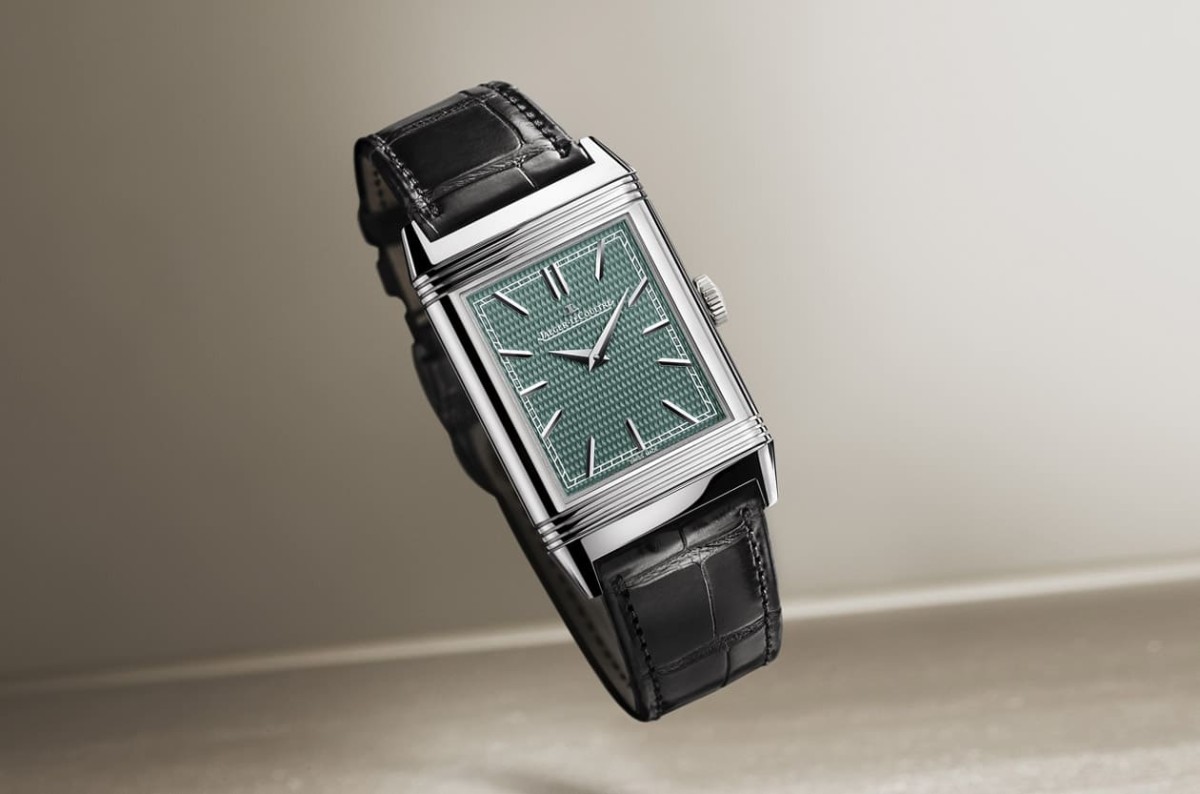 積家將葛飾北齋浮世繪名畫濃縮進Reverso手表翻轉到表背可見珍稀微繪琺瑯工藝-復刻表