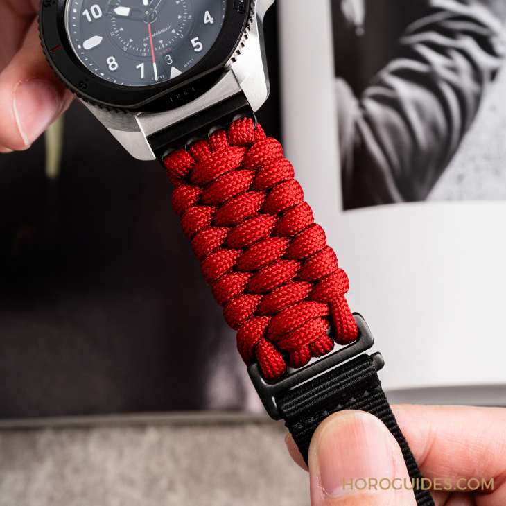 配備編織傘繩帶&nbsp;最潮限量款也是超級工具表-復刻表