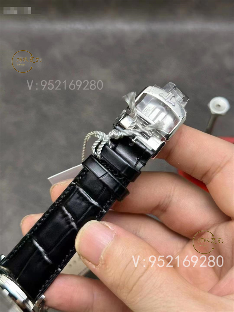 怎么快速分辨APS廠積家月相一體機(jī)腕表的真假-復(fù)刻表