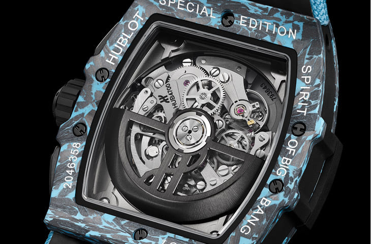 宇舶全新Spirit of Big Bang計時碼表：迷彩藍(lán)碳纖維夏日獻(xiàn)禮-復(fù)刻表