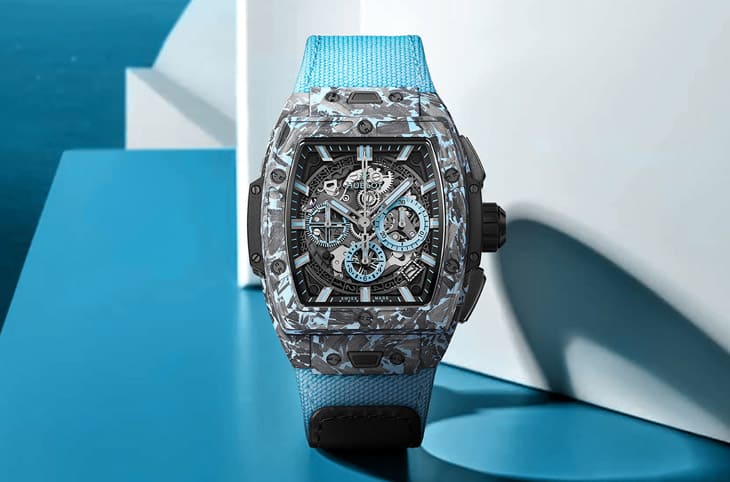 宇舶全新Spirit of Big Bang計時碼表：迷彩藍(lán)碳纖維夏日獻(xiàn)禮-復(fù)刻表