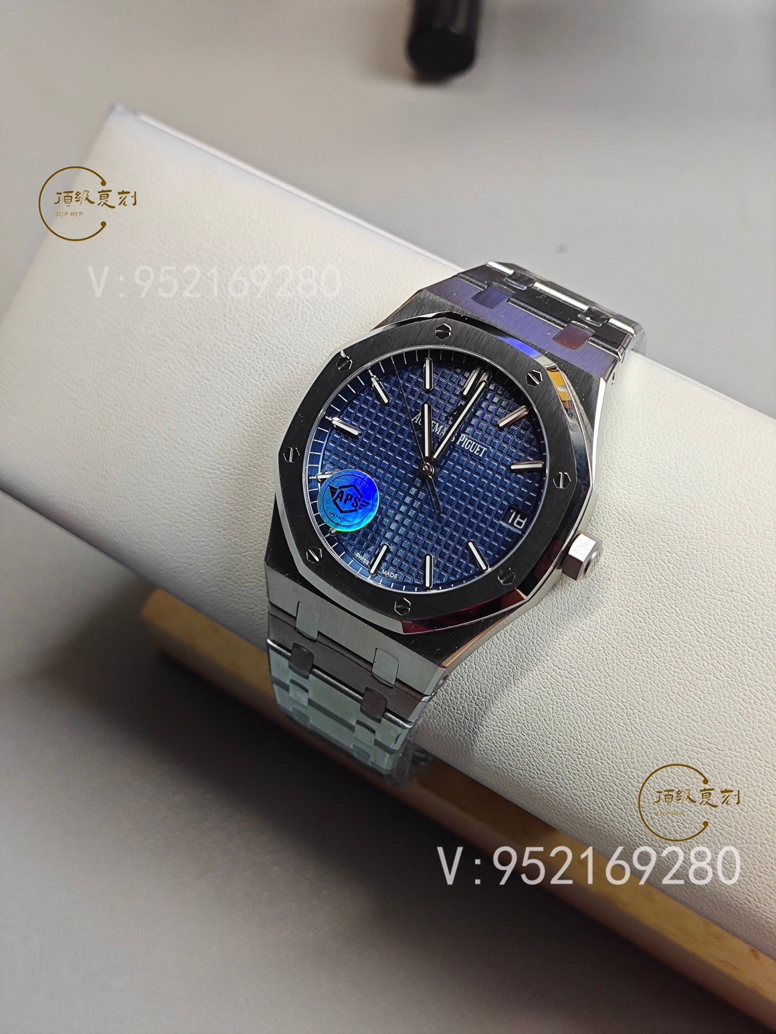 深入解析APS愛(ài)彼復(fù)刻表15500藍(lán)面版：4302一體機(jī)芯與原裝同步功能-復(fù)刻表